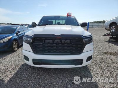Piąte zdjęcie samochodu w środku: 2025 RAM 1500 TRADESMAN VIN:1C6SRECG3SN606569 - miniatura