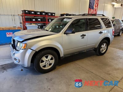 2012 FORD ESCAPE XLT 1FMCU9DG6CKB47487 - główne zdjęcie licytacji z USA - miniatura