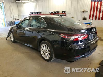 Drugie zdjęcie samochodu z przodu: 2022 TOYOTA CAMRY LE VIN:4T1C11AK0NU696970 - miniatura