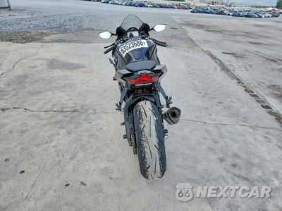 Czwarte zdjęcie samochodu z boku: 2021 KAWASAKI ZX1002 M VIN:JKBZXVM17MA000084 - miniatura