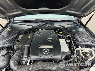 Zdjęcie 9 z 12 samochodu: 2016 MERCEDES-BENZ C 300 4MATIC VIN:55SWF4KB8GU140662 - miniatura