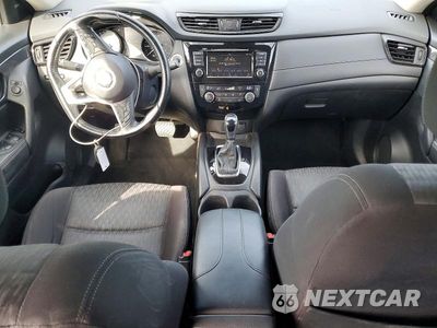 Zdjęcie 8 z 13 samochodu: 2020 NISSAN ROGUE SV VIN:JN8AT2MT6LW040701 - miniatura