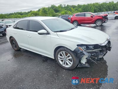 Czwarte zdjęcie samochodu z boku: 2020 VOLKSWAGEN PASSAT SE VIN:1VWSA7A37LC018891 - miniatura