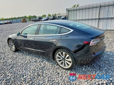 Drugie zdjęcie samochodu z przodu: 2018 TESLA MODEL 3 VIN:5YJ3E1EB6JF071804 - miniatura