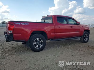 Trzecie zdjęcie samochodu z tyłu: 2017 TOYOTA TACOMA TRD SPORT VIN:5TFDZ5BN0HX027019 - miniatura