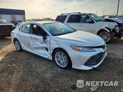 Czwarte zdjęcie samochodu z boku: 2019 TOYOTA CAMRY XLE VIN:4T1B11HK1KU792345 - miniatura
