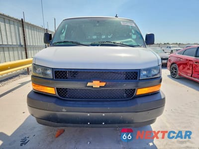 Piąte zdjęcie samochodu w środku: 2025 CHEVROLET EXPRESS G2500 VIN:1GCWGAFPXS1272147 - miniatura