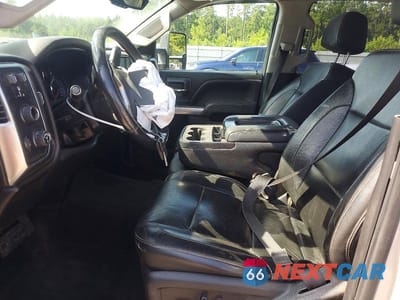 Zdjęcie 7 z 13 samochodu: 2018 CHEVROLET SILVERADO K2500 HEAVY DUTY LT VIN:1GC1KVEG7JF234328 - miniatura