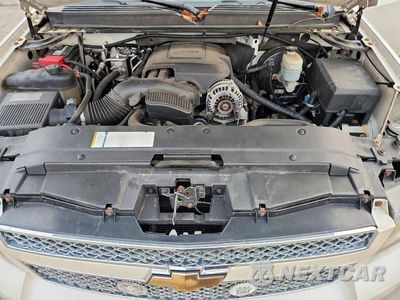 Zdjęcie 12 z 13 samochodu: 2010 CHEVROLET SUBURBAN K1500 LTZ VIN:1GNUKKE31AR273981 - miniatura