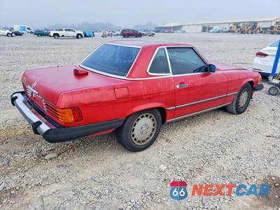Trzecie zdjęcie samochodu z tyłu: 1986 MERCEDES-BENZ 560 SL VIN:WDBBA48D9GA044263 - miniatura