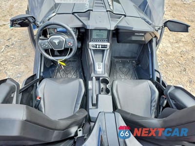 Zdjęcie 6 z 10 samochodu: 2025 POLARIS SLINGSHOT SL VIN:57XAAPHD4S8166941 - miniatura
