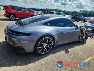 Trzecie zdjęcie samochodu z tyłu: 2026 PORSCHE 911 CARRERA VIN:WP0AA2A94TS206473 - miniatura