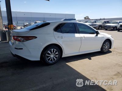 Trzecie zdjęcie samochodu z tyłu: 2019 TOYOTA CAMRY LE VIN:4T1B31HK1KU509758 - miniatura