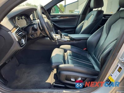 Zdjęcie 7 z 12 samochodu: 2018 BMW 530 XI VIN:WBAJA7C56JWA74829 - miniatura