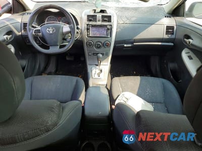 Zdjęcie 8 z 12 samochodu: 2013 TOYOTA COROLLA S VIN:5YFBU4EE9DP171866 - miniatura