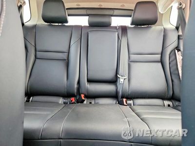 Zdjęcie 10 z 13 samochodu: 2026 NISSAN ROGUE SL VIN:5N1BT3CA3TC736371 - miniatura
