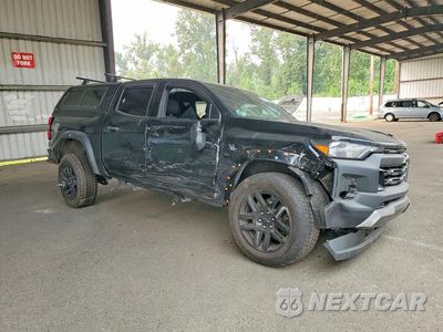 Czwarte zdjęcie samochodu z boku: 2024 CHEVROLET COLORADO TRAIL BOSS VIN:1GCPTEEK0R1222946 - miniatura