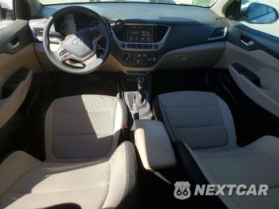 Zdjęcie 8 z 12 samochodu: 2018 HYUNDAI ACCENT SEL VIN:3KPC24A33JE011624 - miniatura