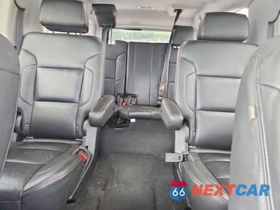 Zdjęcie 10 z 13 samochodu: 2019 CHEVROLET SUBURBAN K1500 LT VIN:1GNSKHKC7KR365516 - miniatura