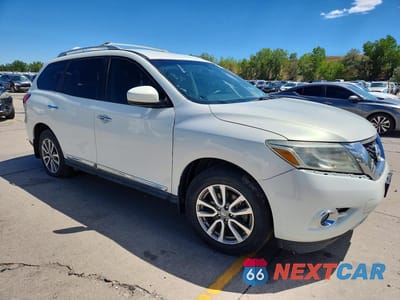 Czwarte zdjęcie samochodu z boku: 2014 NISSAN PATHFINDER SL VIN:5N1AR2MM3EC698222 - miniatura