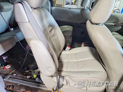 Zdjęcie 10 z 12 samochodu: 2012 TOYOTA SIENNA XLE 7-PASSENGER VIN:5TDDK3DC7CS035055 - miniatura
