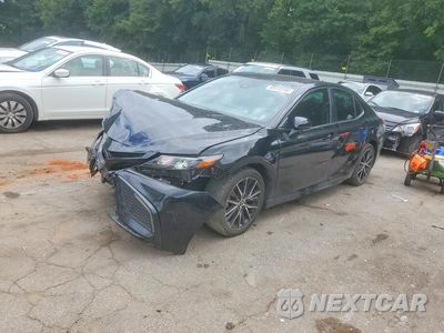 2024 TOYOTA CAMRY SE 4T1S11AK8RU920584 - główne zdjęcie licytacji z USA - miniatura