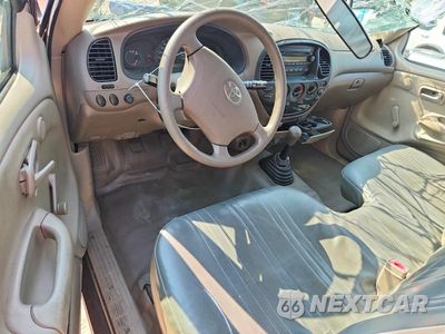 Zdjęcie 8 z 13 samochodu: 2005 TOYOTA TUNDRA BASE VIN:5TBJU32155S446500 - miniatura