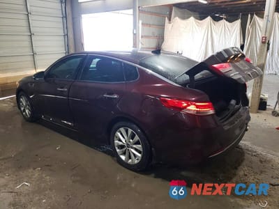 Drugie zdjęcie samochodu z przodu: 2018 KIA OPTIMA EX VIN:5XXGU4L37JG271122 - miniatura