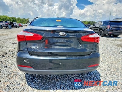 Zdjęcie 6 z 12 samochodu: 2015 KIA FORTE LX VIN:KNAFK4A65F5260773 - miniatura