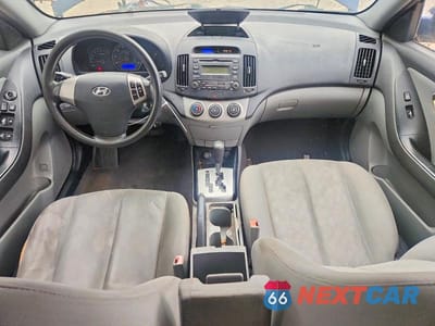 Zdjęcie 8 z 12 samochodu: 2010 HYUNDAI ELANTRA GLS VIN:KMHDU4AD6AU966079 - miniatura