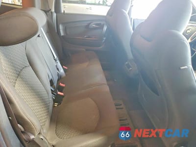 Zdjęcie 11 z 13 samochodu: 2011 CHEVROLET TRAVERSE LT VIN:1GNKVGED5BJ110478 - miniatura