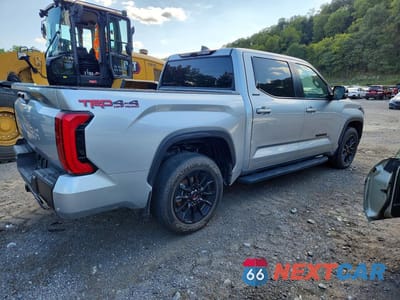 Trzecie zdjęcie samochodu z tyłu: 2025 TOYOTA TUNDRA LIMITED VIN:5TFWA5DB2SX254416 - miniatura
