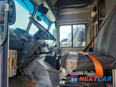 Zdjęcie 7 z 12 samochodu: 2021 FREIGHTLINER CHASSIS M LINE WALK-IN VAN VIN:4UZAC2EA3MCML0825 - miniatura