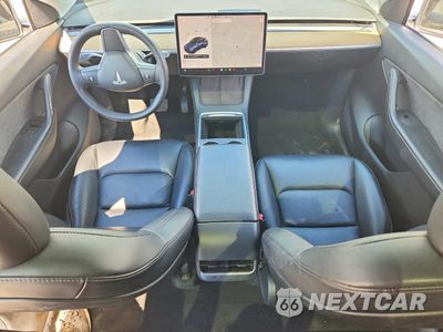 Zdjęcie 8 z 12 samochodu: 2021 TESLA MODEL Y VIN:5YJYGDEEXMF244529 - miniatura