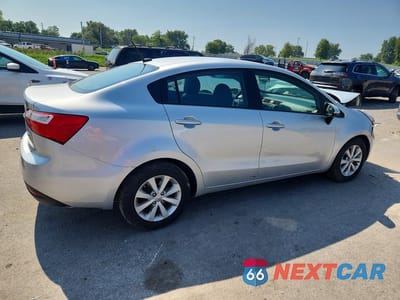 Trzecie zdjęcie samochodu z tyłu: 2013 KIA RIO EX VIN:KNADN4A39D6201530 - miniatura