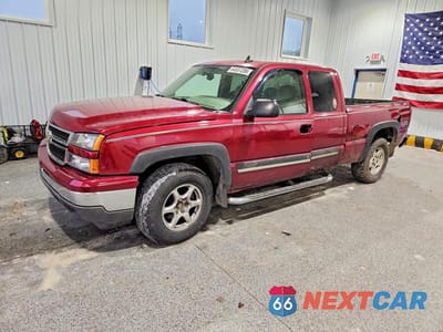 2006 CHEVROLET SILVERADO K1500 2GCEK19B561112347 - główne zdjęcie licytacji z USA - miniatura