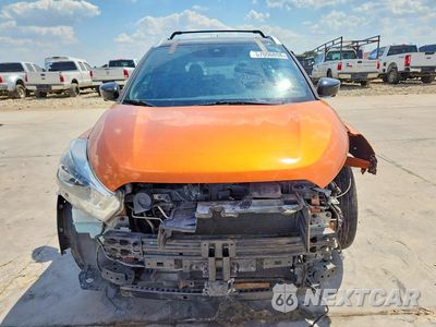 Piąte zdjęcie samochodu w środku: 2020 NISSAN KICKS SR VIN:3N1CP5DVXLL478934 - miniatura