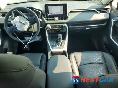 Zdjęcie 8 z 14 samochodu: 2025 TOYOTA RAV4 HYBRID XLE VIN:JTMRWRFV0SD293164 - miniatura