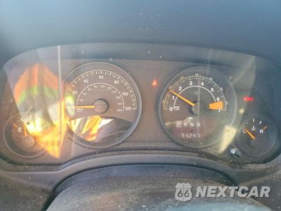 Zdjęcie 9 z 13 samochodu: 2014 JEEP PATRIOT LATITUDE VIN:1C4NJPFA8ED535282 - miniatura