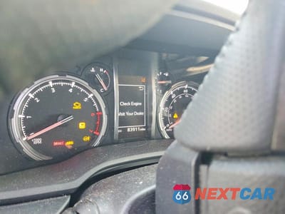 Zdjęcie 9 z 14 samochodu: 2020 TOYOTA 4RUNNER TRD OFF-ROAD VIN:JTEBU5JR2L5805041 - miniatura