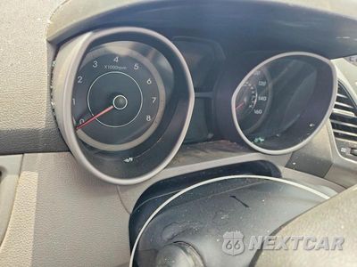 Zdjęcie 9 z 12 samochodu: 2015 HYUNDAI ELANTRA SE VIN:KMHDH4AE7FU303754 - miniatura