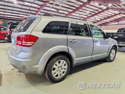 Trzecie zdjęcie samochodu z tyłu: 2018 DODGE JOURNEY SE VIN:3C4PDCAB2JT383187 - miniatura