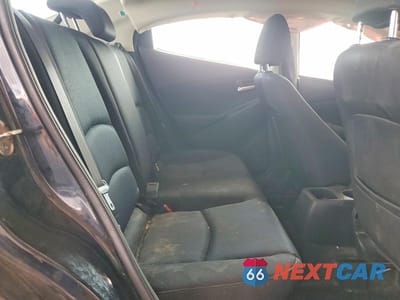 Zdjęcie 10 z 12 samochodu: 2019 TOYOTA YARIS LE VIN:3MYDLBYV8KY503239 - miniatura
