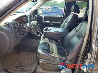 Zdjęcie 7 z 12 samochodu: 2008 GMC SIERRA K1500 VIN:2GTEK19J881100672 - miniatura