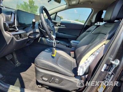 Zdjęcie 7 z 13 samochodu: 2025 KIA SPORTAGE EX VIN:KNDPVCDG4S7264485 - miniatura