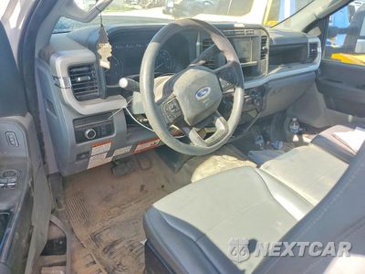 Zdjęcie 8 z 12 samochodu: 2024 FORD F550 SUPER DUTY BUCKET TRUCK VIN:1FDUF5HT4RDA16229 - miniatura