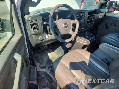 Zdjęcie 8 z 12 samochodu: 2019 GMC SAVANA BOX TRUCK VIN:1GDY7RFP3K1332191 - miniatura