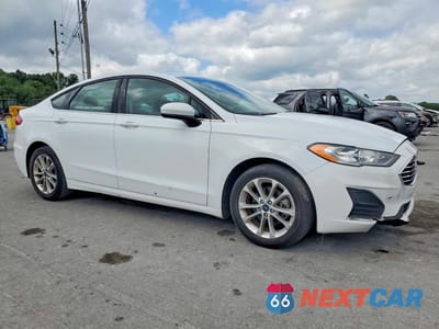 Czwarte zdjęcie samochodu z boku: 2019 FORD FUSION SE VIN:3FA6P0HD0KR243412 - miniatura