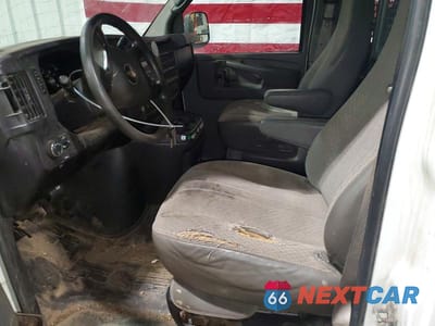 Zdjęcie 7 z 13 samochodu: 2011 CHEVROLET EXPRESS G1500 VIN:1GCSHAF40B1134117 - miniatura