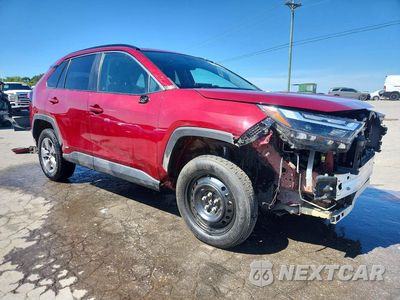 Czwarte zdjęcie samochodu z boku: 2022 TOYOTA RAV4 XLE VIN:4T3RWRFV2NU056053 - miniatura